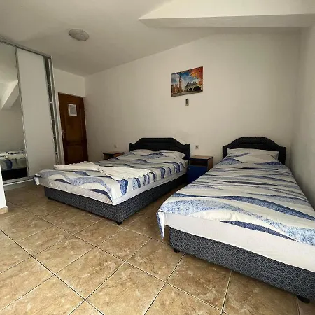 Apartment Jelena *