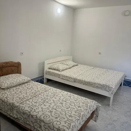 Apartment Jelena *